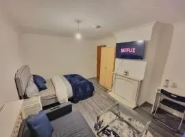 Budget Room Stevenage Town Centre
