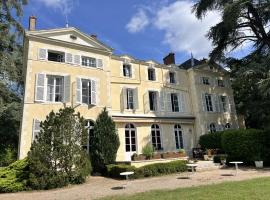 Chateau de CHICAMOUR，位于瑟瑞奥克斯布瓦的酒店
