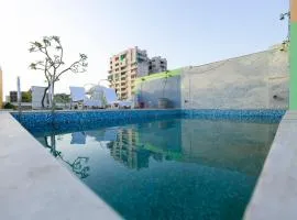 Sahibs Hotels Agra