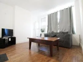 1 bedroom flat, next to Train ST
