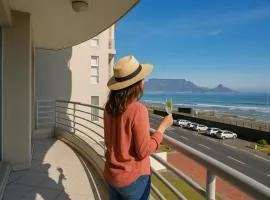 The Bay Oceanfront 2 Bedroom Stay with Pool