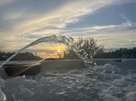 Le Coucher de Soleil Spa，位于Bessens的酒店