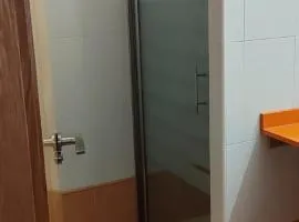 Habitación con baño privado