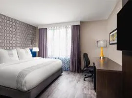 GLō Best Western Bronx NYC