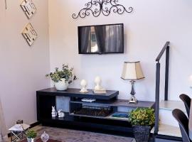 Chalé romântico e aconchegante，位于伊拉蒂的酒店