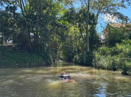 Emi House，位于阿卡西亚斯的住宿