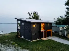 Casa Luna Chic Lakehouse BBQ Game Room LakeViews