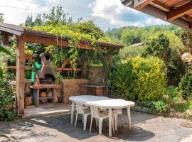 Unique Lake View In Green Park，位于内比乌诺的酒店