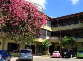 S&C Hotel Suites and Apartments