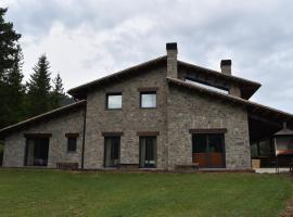 Cal Manubens，位于Castellar del Riu的木屋