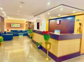 Hotel Vista Near Drc Parking
