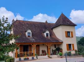 Moulin de Latouille，位于Latouille-Lentillac的酒店