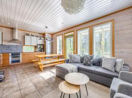 Lomahuvila Himoksen Pistaasi，位于Himos的酒店