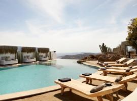 Myconian Panoptis Escape, a member of Small Luxury Hotels of the World，位于埃利亚海滩的酒店