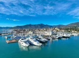 Yacht Club Marina di Loano | UNA Esperienze