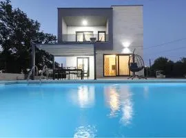 Beautiful Home In Debeljak