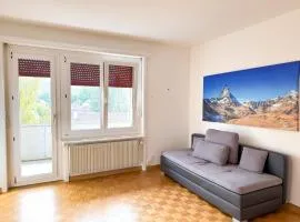 Royal Stay - Spacious City Apartment - Best Location Bern