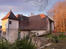 Le colombié Superbe maison en pierre rénovée
