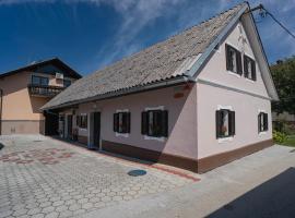 Hiša Varleh，位于门奇斯的酒店