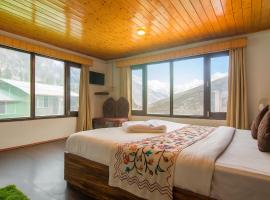Kashmir house pahalgam，位于帕哈尔加姆的酒店