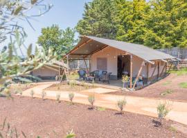 Luxury Glamping at Stags Head，位于Abbotskerswell的豪华帐篷