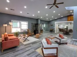 Luxurious 3 Bedroom, 3 Bathroom, Entire Home in Catskill