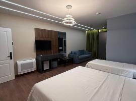 Hotel Muja，位于Rinas的酒店