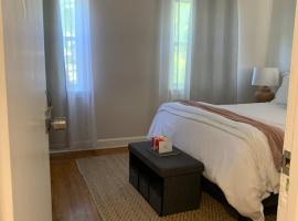 Home Away from Home Stay - 2 Bedroom,1 Bathroom - Near Capitol Hill，位于华盛顿的自助式住宿