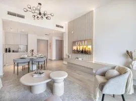 DVH Luxe Retreats 1BR Yas Island by Ferrari World and Yas Mall
