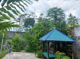 Bromo Stay Hostel，位于庞越的宠物友好酒店