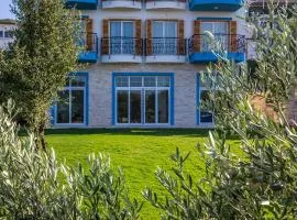 Clementin Suits Sigacık