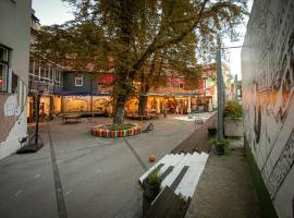 MCC旅馆，位于采列的青旅