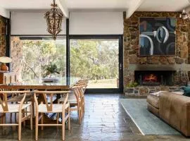 Flow Stone House Gisborne