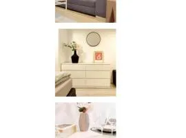 Flair-Apartments 'SALZ & FLAIR' Kurstadt-Appartment, 450 m Bahnhof, für Urlaub oder Geschäftsreise, innenstadtnah, separater Eingang, 24 Std Check-in,WLAN, 55 Zoll-Fernseher, Streaming, Küche, Regendusche, Doppelbett, Schlafsofa
