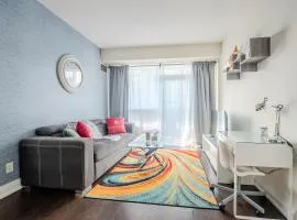 Modern 2Bd 2Ba Skyscraper Free parking