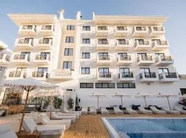 Chimaera Hotel