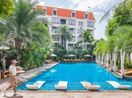 Palace Gate Hotel & Resort By EHM