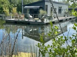 The Floating Home at Upton