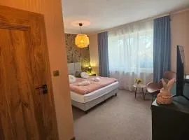 LUCAFIORI Hotel OBORY