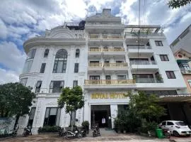 Royal Hotel