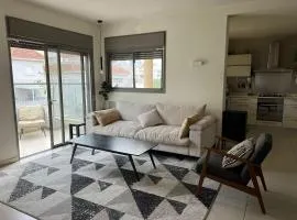 The Urban Retreat by IsrApart