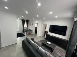 Schöne 3-Zimmer-Wohnung mit Klima am Stadtrand von Berlin，位于布兰肯费尔德的酒店