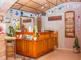 Hôtel Mahamanina，位于菲亚纳兰楚阿的酒店