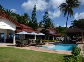 Palmelía Beach Resort