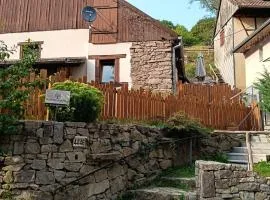 Charmant studio au calme à Murbach vue jardin, parking & Wi-Fi gratuit