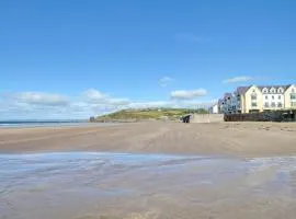 32 St Brides Bay View Apts