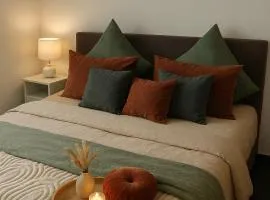 Ferienwohnung Elya, Ihre Auszeit zwischen Therme, Outlet, Natur
