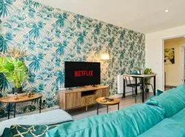 Stylish City Centre getaway with Cathedral Views