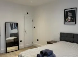 Chic Studio Living