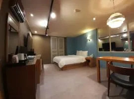 Rosemari Hotel